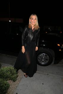 Molly Sims feet photo thumbnail