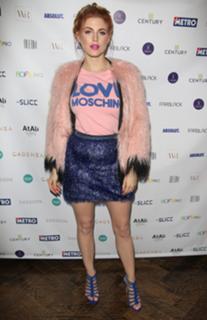 Ashley James feet photo thumbnail