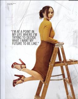 Christina Ricci feet photo thumbnail