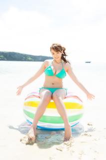 Ai Shinozaki feet photo thumbnail