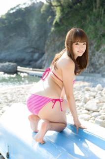 Ai Shinozaki feet photo thumbnail
