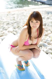 Ai Shinozaki feet photo thumbnail