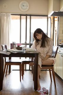 Ai Shinozaki feet photo thumbnail