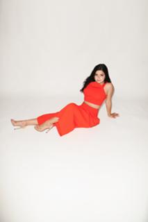 Ariel Winter feet photo thumbnail