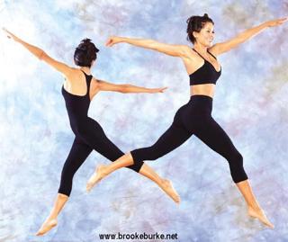 Brooke Burke feet photo thumbnail