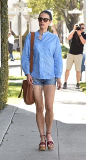 Jordana Brewster feet photo thumbnail