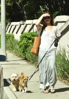 Minka Kelly feet photo thumbnail