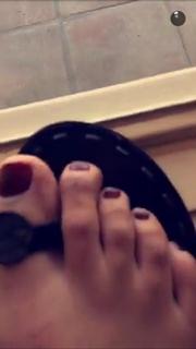 Madison Reed feet photo thumbnail
