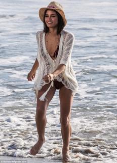 Jenna Dewan feet photo thumbnail