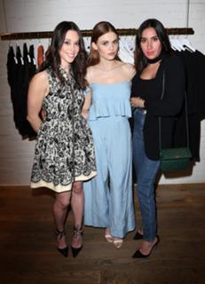 Holland Roden feet photo thumbnail