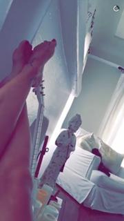 Vida Guerra feet photo thumbnail