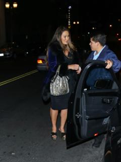Tia Carrere feet photo thumbnail