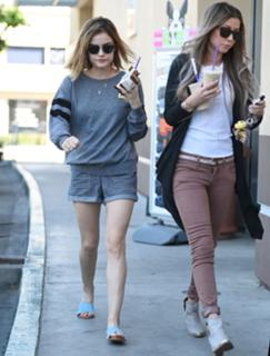 Lucy Hale feet photo thumbnail