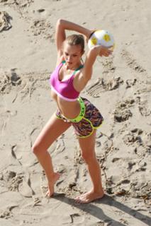 Josephine Skriver feet photo thumbnail