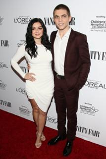 Ariel Winter feet photo thumbnail