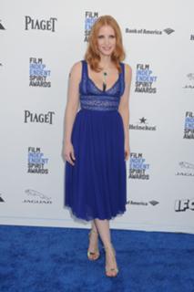 Jessica Chastain feet photo thumbnail