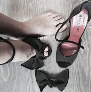 Veronica Maya feet photo thumbnail