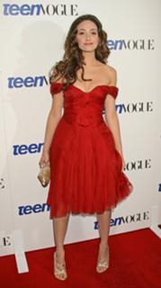Emmy Rossum feet photo thumbnail