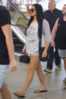Chloe Ferry feet photo thumbnail