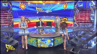 Ludovica Frasca feet photo thumbnail