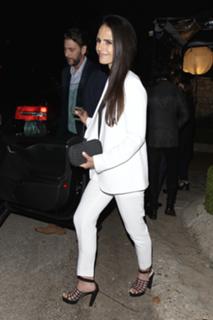 Jordana Brewster feet photo thumbnail