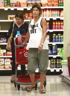 Elisabetta Canalis feet photo thumbnail