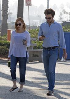 Jessica Chastain feet photo thumbnail