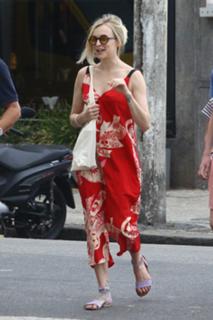 Fearne Cotton feet photo thumbnail