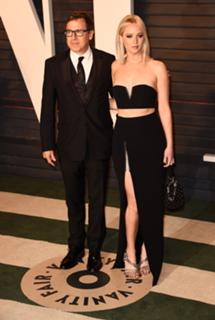Jennifer Lawrence feet photo thumbnail