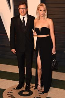 Jennifer Lawrence feet photo thumbnail