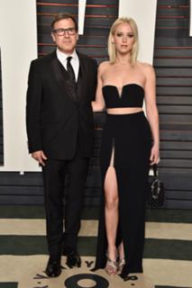 Jennifer Lawrence feet photo thumbnail