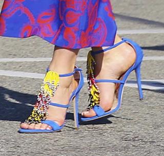 Jessica Biel feet photo thumbnail