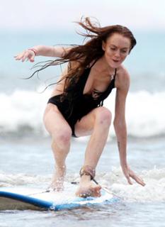 Lindsay Lohan feet photo thumbnail
