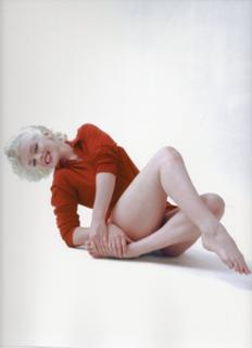Marilyn Monroe feet photo thumbnail