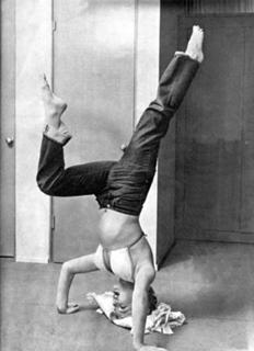 Marilyn Monroe feet photo thumbnail