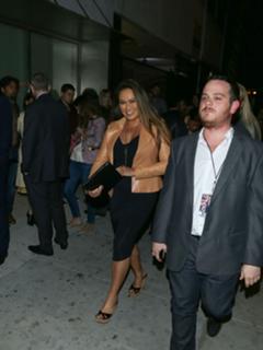 Tia Carrere feet photo thumbnail