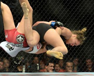 Ronda Rousey feet photo thumbnail