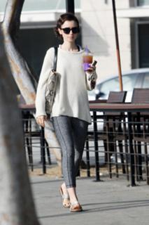 Lily Collins feet photo thumbnail