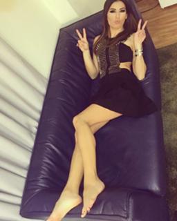 Elisabetta Gregoraci feet photo thumbnail
