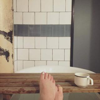 Jennifer Morrison feet photo thumbnail