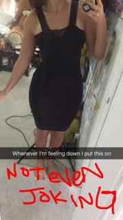 Gabbie Hanna feet photo thumbnail
