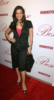 Constance Marie feet photo thumbnail