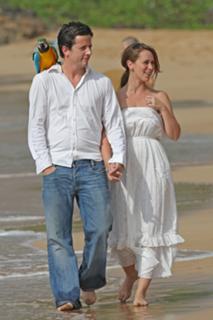 Jennifer Love Hewitt feet photo thumbnail