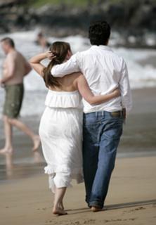 Jennifer Love Hewitt feet photo thumbnail