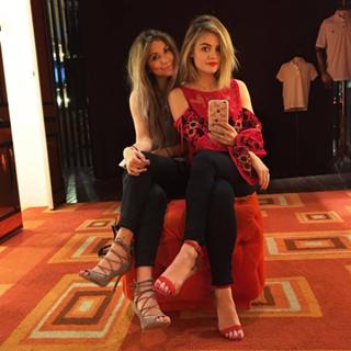 Lucy Hale feet photo thumbnail