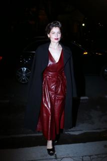 Laetitia Casta feet photo thumbnail