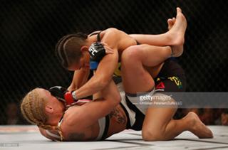Valentina Shevchenko feet photo thumbnail
