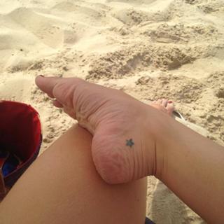 Franciely Freduzeski feet photo thumbnail