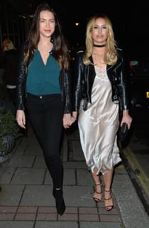 Ferne McCann feet photo thumbnail