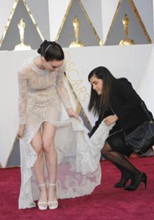 Rooney Mara feet photo thumbnail